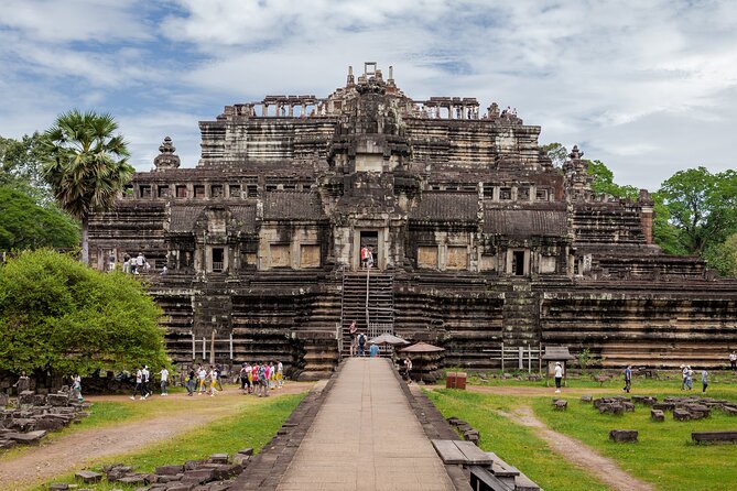 1-Day private Angkor Temple Tour with Sun Rise by Tuk Tuk from Siem Reap - Bayon’s carved faces and Baphuon’s steep form