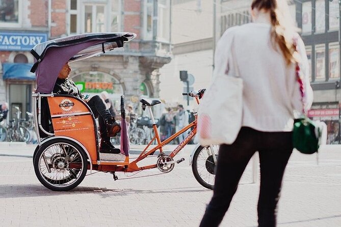 1 hour Amsterdam City Tour in Pedicab - A hidden church and Delft Blue houses