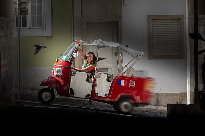 1 hour in Tuk Tuk to access the famous viewpoints of Lisbon - Why This One-Hour Tuk Tuk Ride Works as a Lisbon Orientation