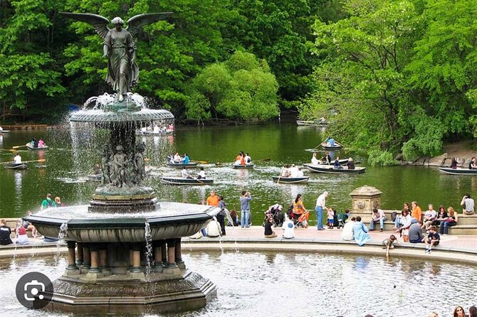 1 Hour Private Guided Pedicab Tour in New York City - Bow Bridge and the best photo pause