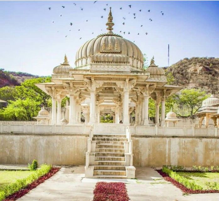 2 Days pink city jaipur sightseeing tour by tuk tuk - What the $15 price includes, and what it does not