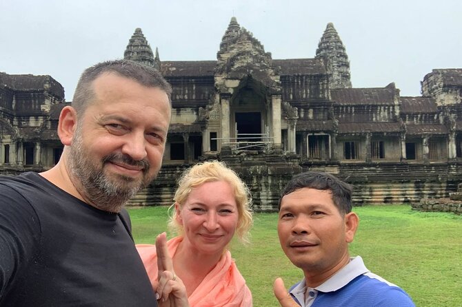 2 Days Tuk Tuk Private Tour of Angkor - Day one: Ta Prohm, Bayon, and the Small Tour