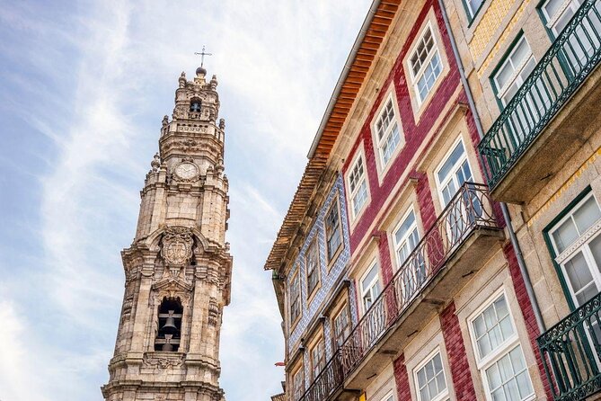 2 Hour Discover Gaia on a Private Eco-Friendly Tuk Tuk Tour - From central Porto to Vila Nova de Gaia