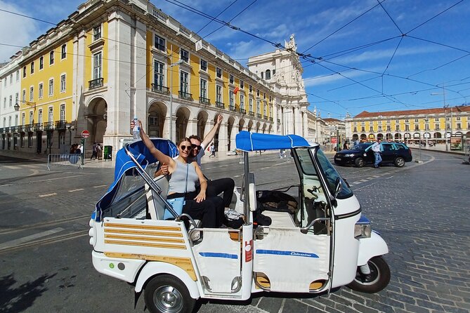 2-Hour Private Historic Lisbon Tour by Tuk Tuk - Lisbon Cathedral and the first real stop