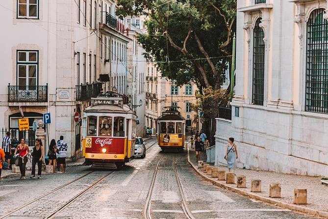 2 Hour Tuk Tuk Tour of the Old Town it will make you fall in love - Starting on Avenida da Liberdade