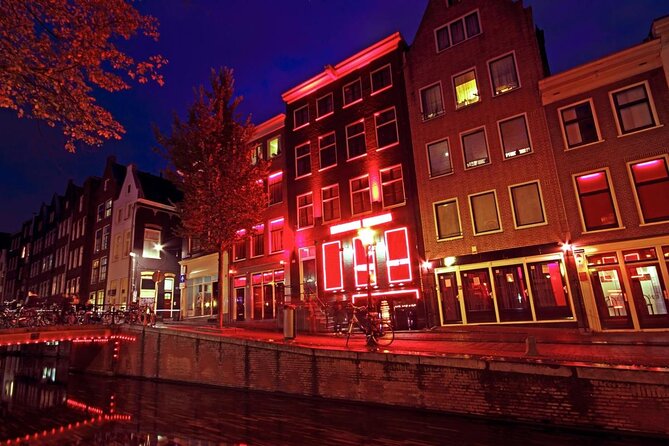 2 Hours Private Amsterdam Rickshaw Tour - Why a rickshaw works well in Amsterdam