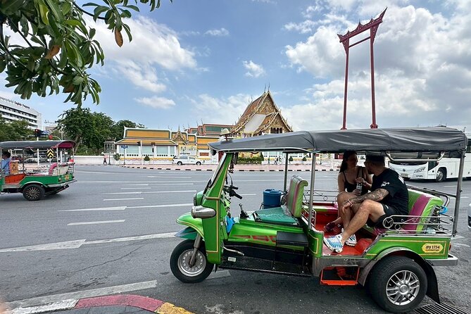 2 Hours TukTuk Adventure Bangkok Highlights - What the guide adds to the ride