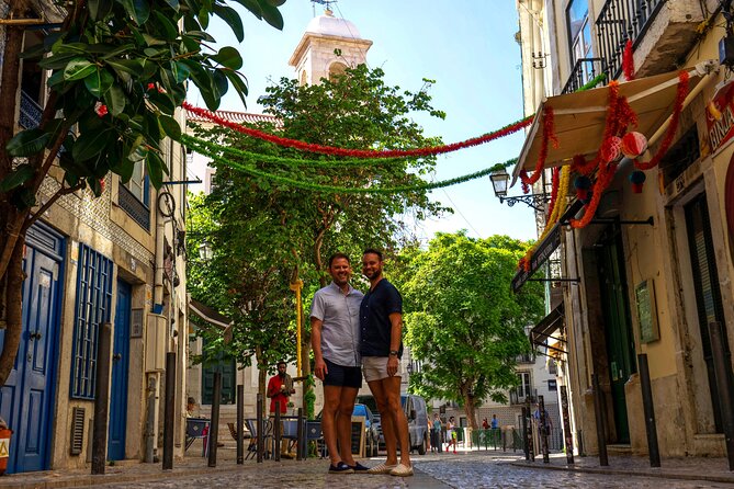 2h Sunset Views Lisbon by Tuk Tuk - Alfama: old lanes and fado country