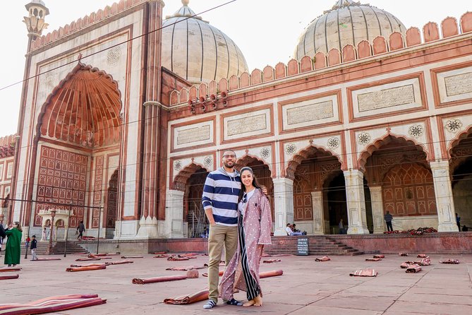 3-Hour Old Delhi Heritage Walking tour with Rickshaw ride - Starting at Jama Masjid and Chawri Bazar