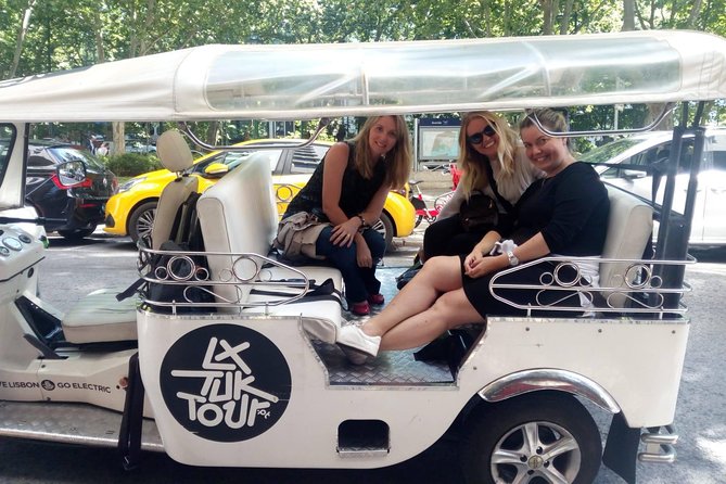 3 hour Private ECO Tuk Tuk Tour of Lisbon with Cherry Liqueur - Ginginha in Alfama