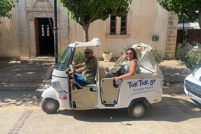 3 Hour Tuk Tuk Adventure from Malia to Hersonissos - Piskopiano and Koutouloufari by tuk tuk