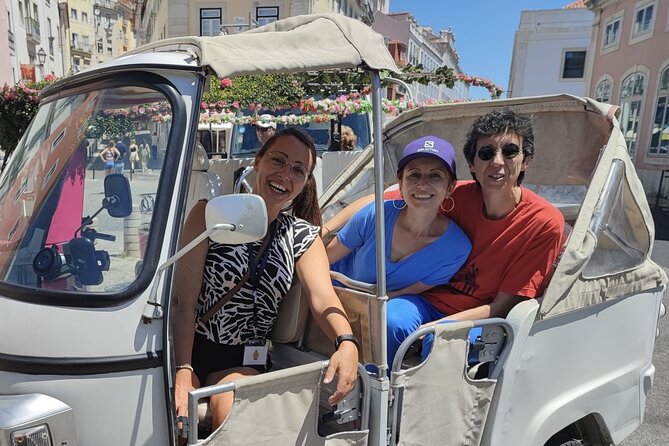 3 Hours Private Tour of Lisbon's Historic Center by Tuk Tuk - Key points at a glance
