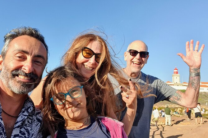 3 Hours Tuk Tuk Tour - Lisboa beyond the guidebooks - Lisbon Cathedral and the View from Portas do Sol