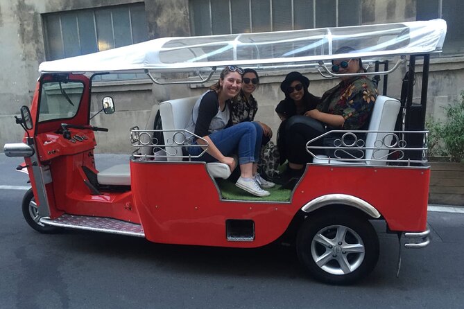 4 Hour Grand Paris Tour by Electric Tuk Tuk See Almost Everything - The Louvre, Place Vendôme, and the Opera district
