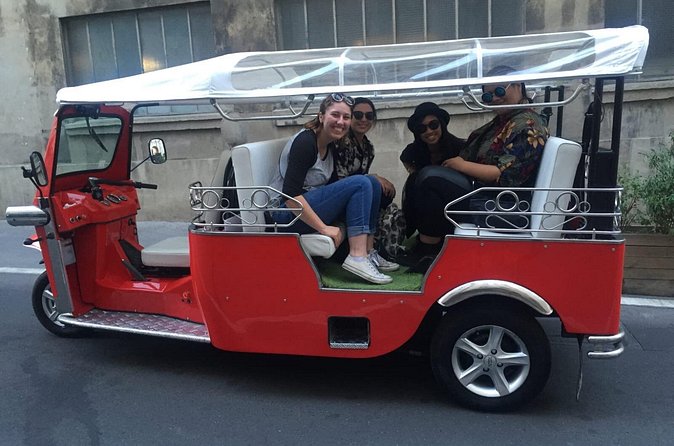 4 Hour Grand Paris Tour by Electric Tuk Tuk See Almost Everything - What the $277.99 price really buys you