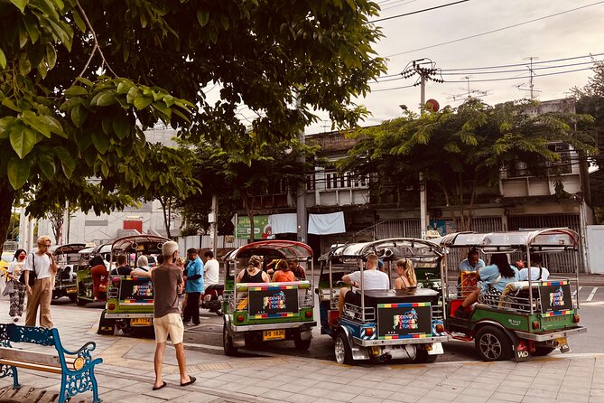4-Hour Hidden Bangkok TukTuk Street Food Guided Tour - Finishing at Pak Khlong Talat flower market