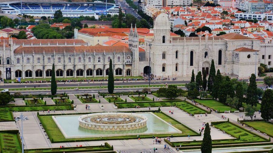 4-hour sightseeing tour by Tuk-Tuk Lisbon old town and Belém - Who Will Get the Most From This Ride