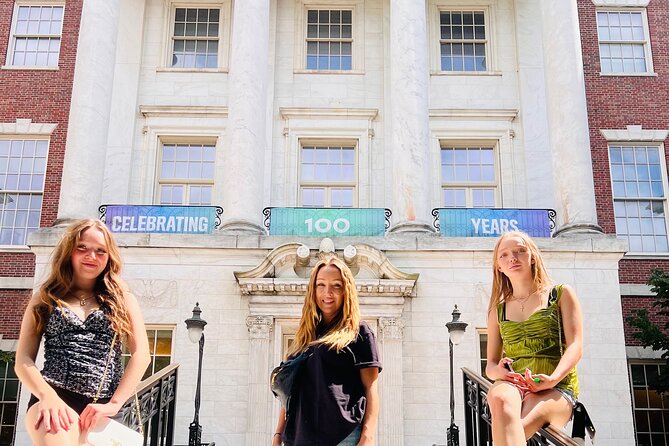 90 min NYC Private Gossip Girl Pedicab Tour - Crossing Central Park to Bethesda tunnel