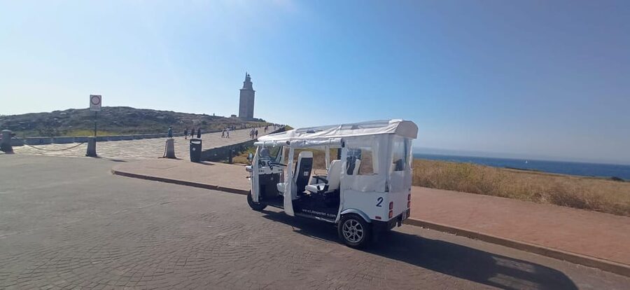 A Coruña: VIP Tuk Tuk tour - Price, group size, and practical value