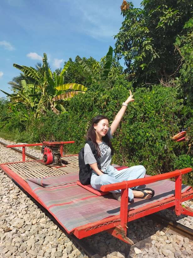 A Day TukTuk Bambootrain, Banan, Killing & Bat Caves, Sunset - Millions of bats at sunset