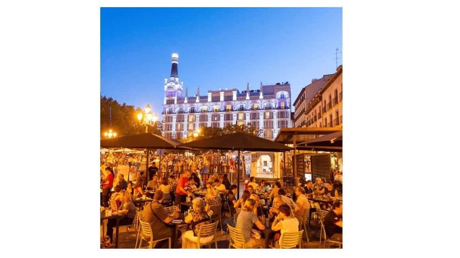 A more complete and fun audio-guided tour with an urban tuk-tuk - San Miguel, Plaza Mayor, and La Latina