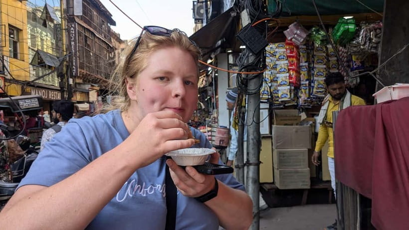 Agra: Heritage Walking Tour of Agra 2 Hours by Tuk-Tuk - What the tuk-tuk transfers add