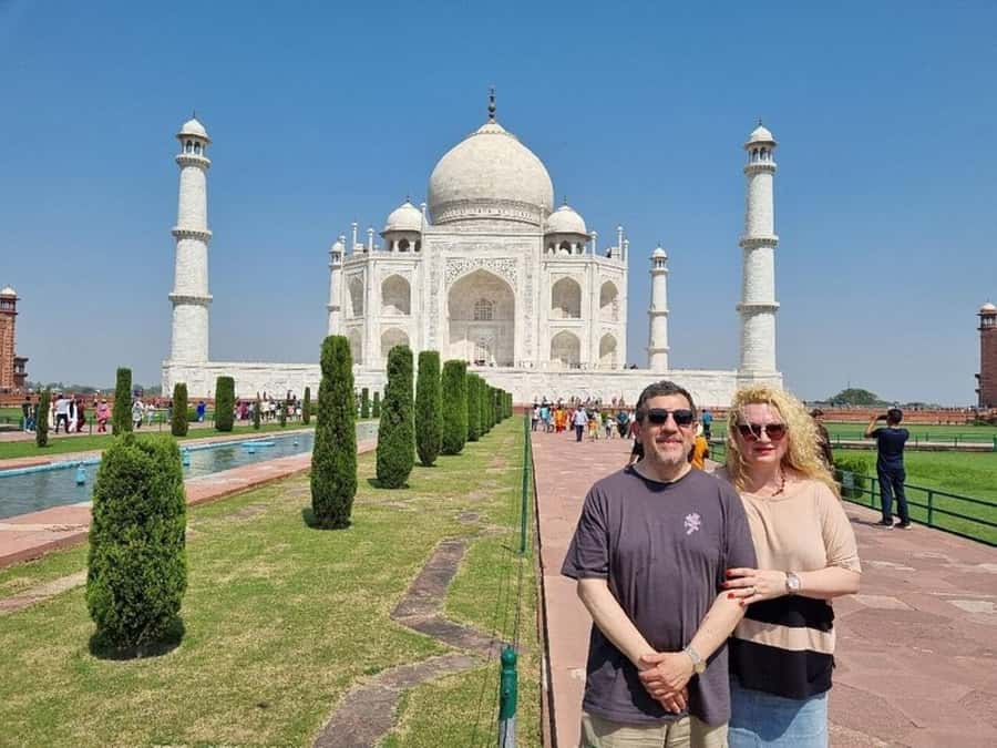 Agra: Private Full-Day Sightseeing Tour by Tuk-Tuk or Cab - Why this $13 Agra tour can be good value