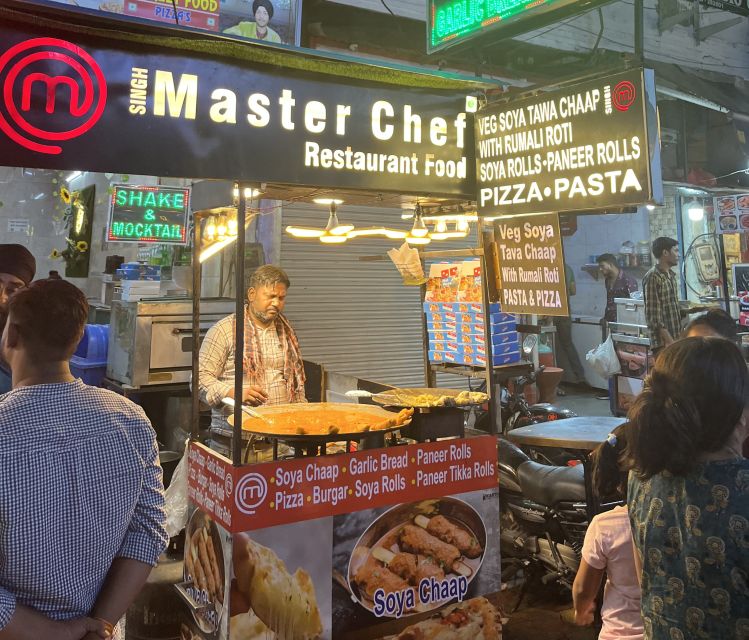 Agra: Sadar Bazar Food Market Night Walking Tour by Tuk-Tuk - Who should book this Agra food walk?