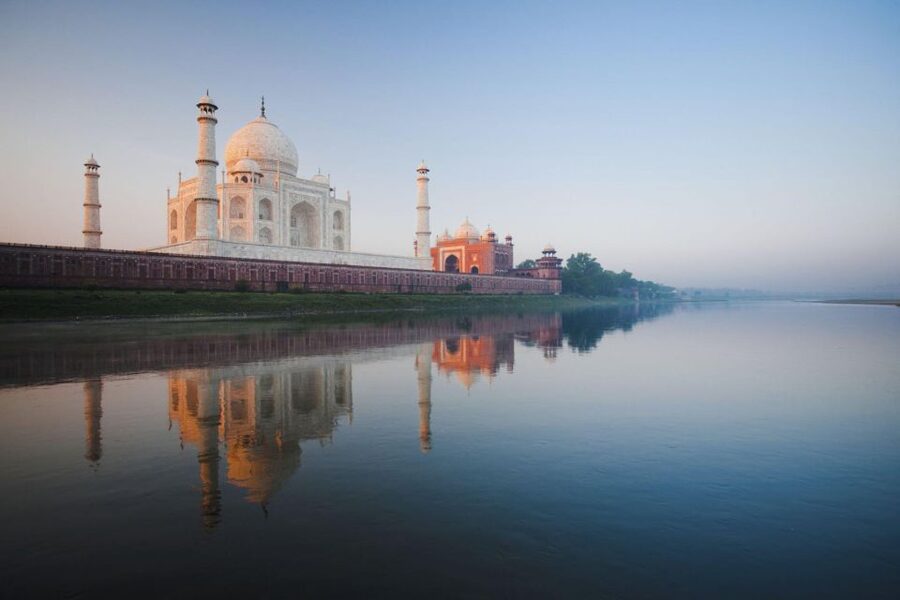 Agra: Skip The Line Taj Mahal Tour With Optional Tuk Tuk - A low-cost way to see the Taj Mahal