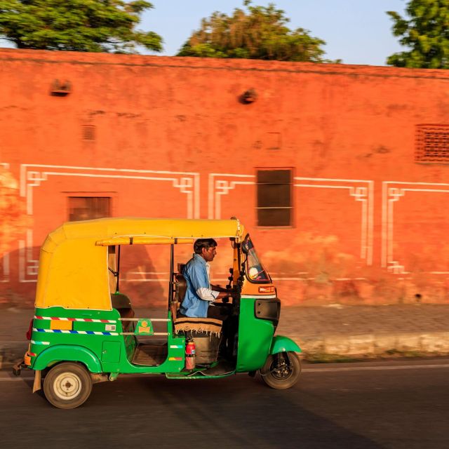 Agra: Skip The Line Taj Mahal Tour With Optional Tuk Tuk - Why the tuk tuk option may be worth it