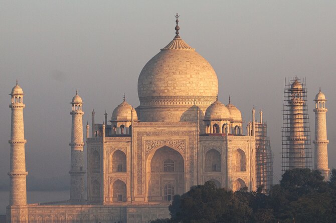 Agra: Taj Mahal, Agra Fort and Baby Taj Private Tour by Tuk-Tuk - Lunch and the street-food angle