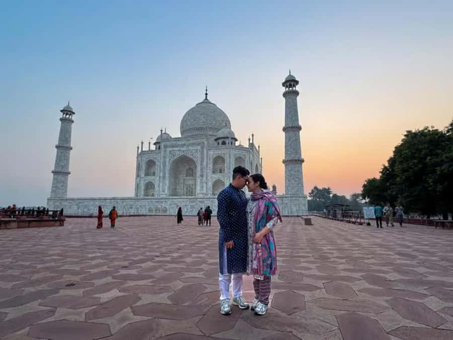 Agra: Taj Mahal Guided Tour with Tuk-Tuk - Why the $5 price needs a close look
