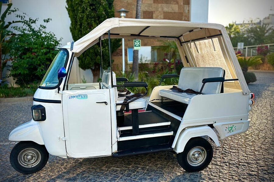 Albufeira: Beach, Old Town & Falesia Electric Tuk Tuk Tour - Why the Electric Tuk-Tuk Matters