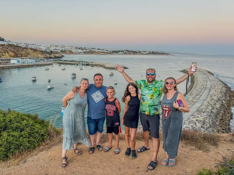Albufeira: Best Views & Photo Spots Tuk Tuk Tour (Private) - The unnamed photo stop and the value of local direction