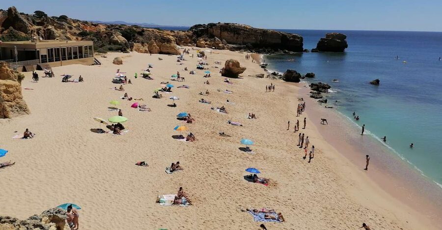 Albufeira: Private Sightseeing Tuk-Tuk Tour with Pickup - Why a tuk-tuk works well in Albufeira