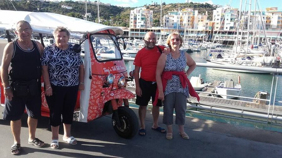 Albufeira: Private Tuk Tuk Tour - Why a tuk tuk works well in Albufeira