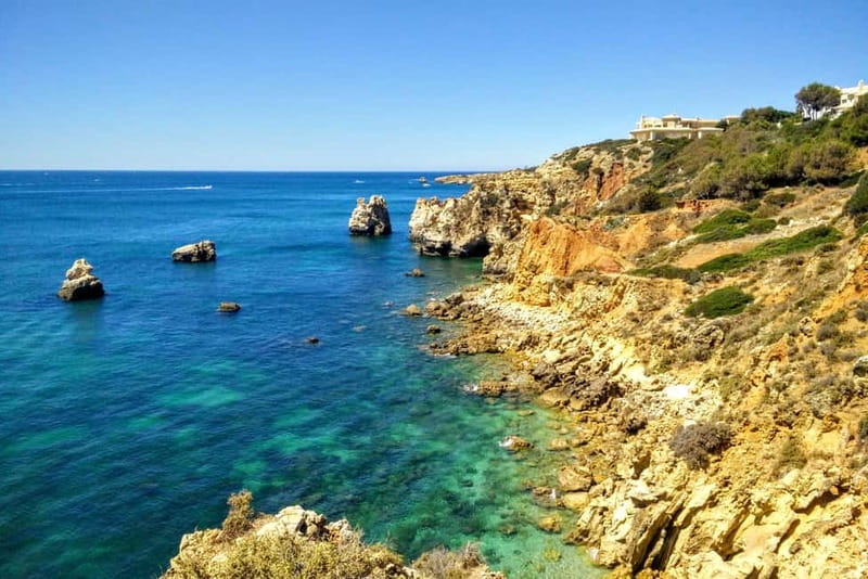 Albufeira: Tuk Tuk Ride with Old Town and Beaches - From the marina to Baleeira’s high cliffs