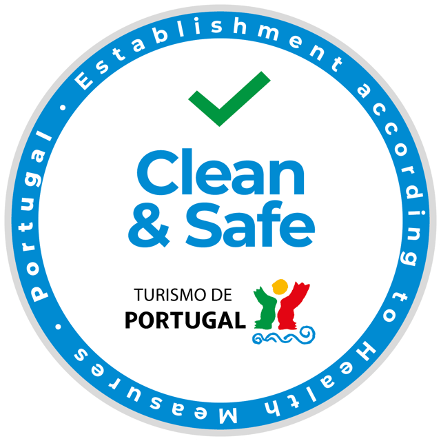 Albufeira: Tuk-tuk Sightseeing Tour - The marina and fishing port