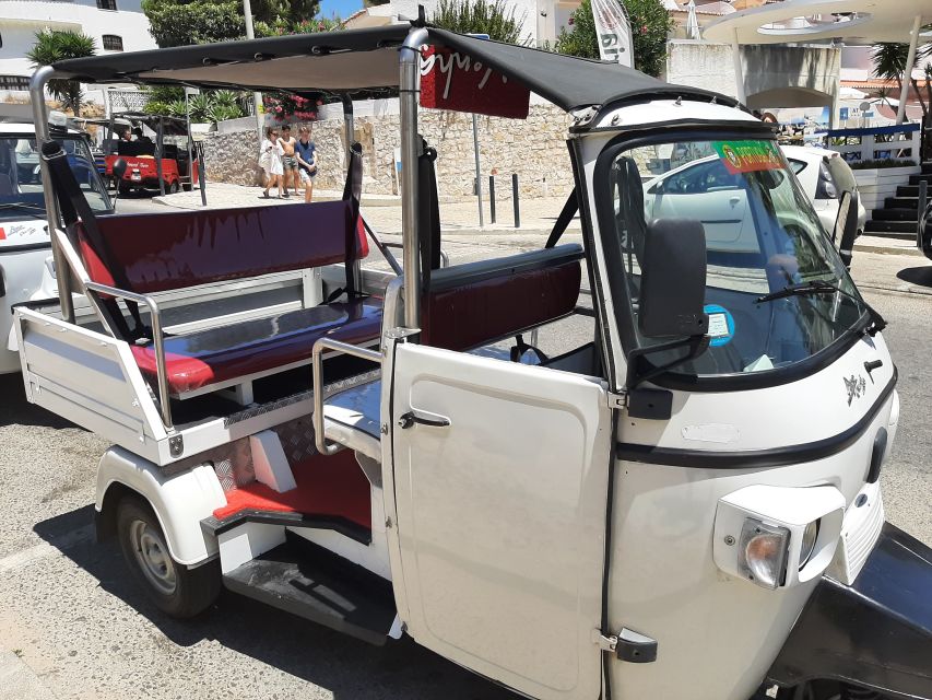 Albufeira: Tuk-tuk Sightseeing Tour - Olhos Dágua and a smaller fishing village