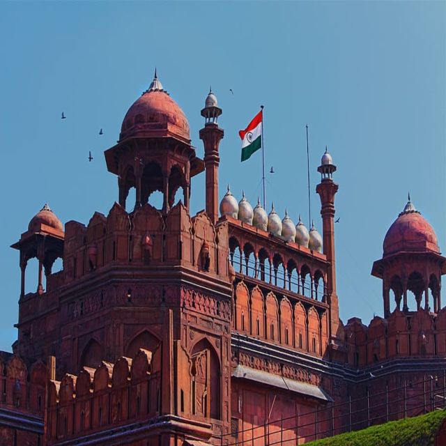 All Inclusive Old & New Delhi Private Day Trip with Tuk Tuk - India Gate and Parliament House
