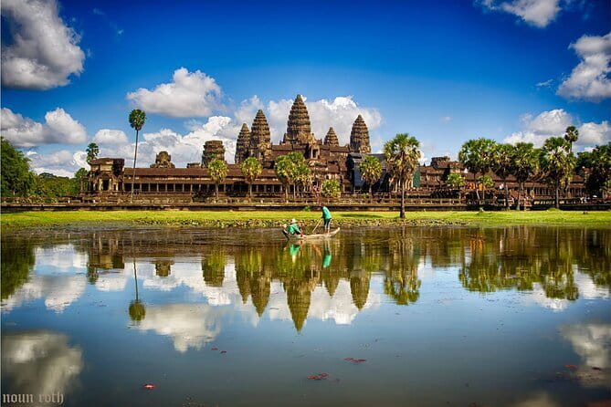 Amazing full day TUKTUK tour - Ta Prohm and the smaller temple stops