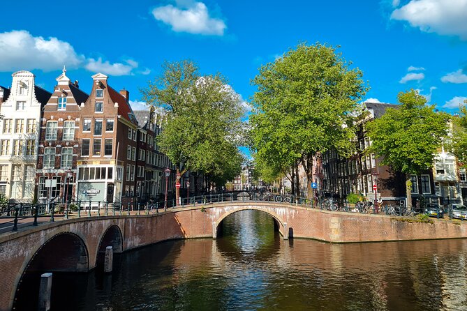 Amsterdam Pedicab City Tour (2 hours) - The Portuguese Synagogue and Holocaust Names Monument