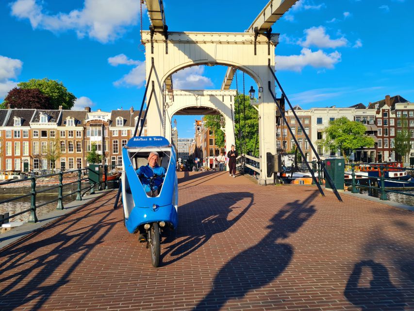 Amsterdam: Private Pedicab Historical Sightseeing Tour - Why a pedicab works well in Amsterdam