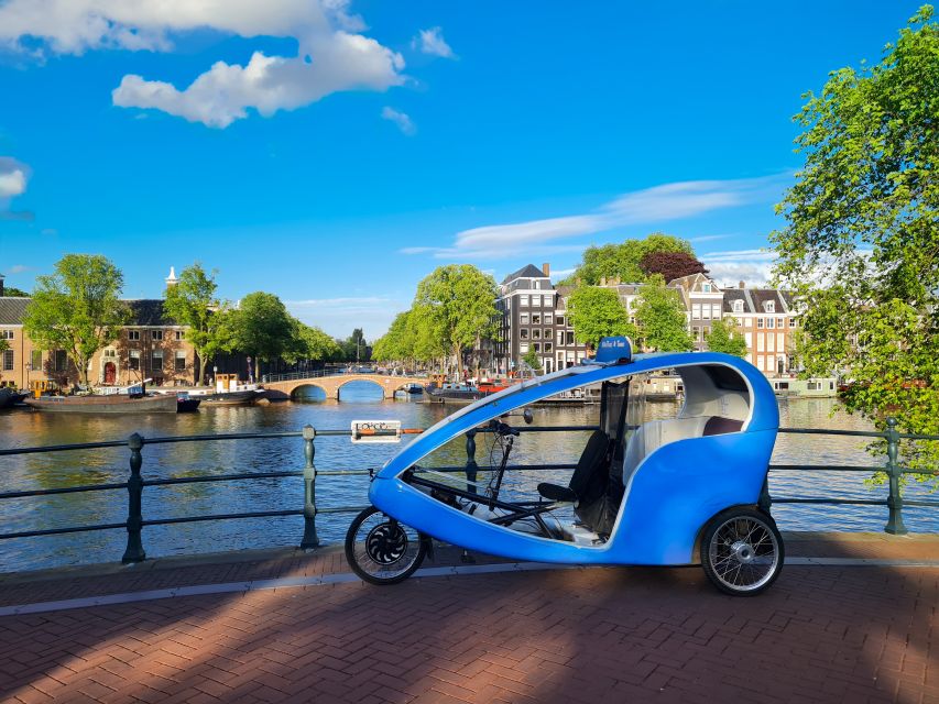 Amsterdam: Private Pedicab Historical Sightseeing Tour - Zeedijk and Chinatown