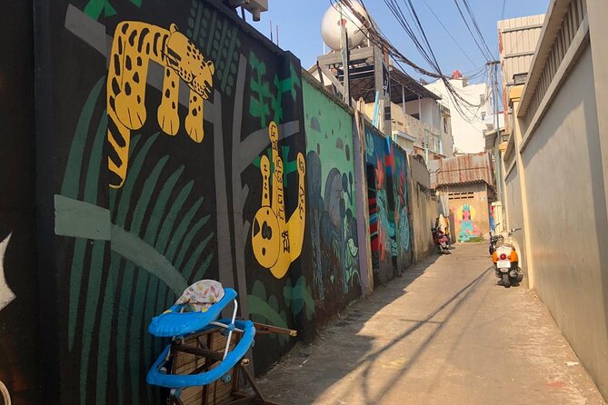 An Afternoon of Contemporary Art in Phnom Penh by Tuk Tuk - Bassac Lane and the city’s creative side