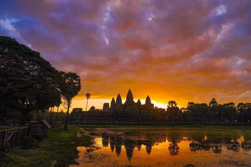 Angkor Wat 1 Day with Sunrise Combined tour with (Tuk Tuk) - Three smaller temples on the route