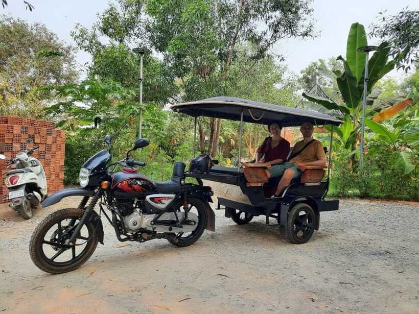 Angkor Wat 1 Day with Sunrise Combined tour with (Tuk Tuk) - What the $12 price really covers