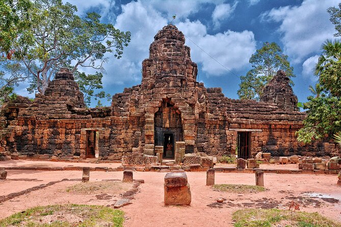 Angkor Wat Private Tuk-Tuk Tour (sunrise Option) & more - Driver service versus a temple guide
