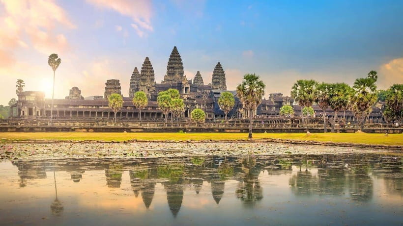 Angkor Wat Small Tour Sunrise With Private Tuk Tuk - A 4:30am start sets the pace