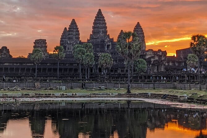 Angkor Wat Sunrise by Tuk Tuk – Personalized Private Tour - Key points to know before booking